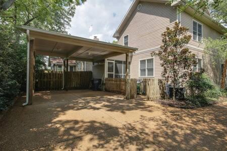 The Commodore - Stunning Vandy Home, Walk To It All ナッシュビル エクステリア 写真